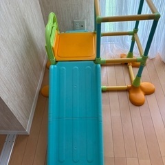 滑り台