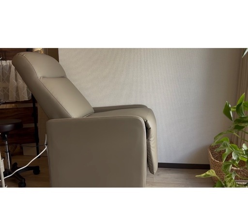 電動リクライニングチェア