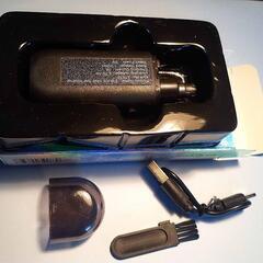 新品 08
エチケットカッター　鼻用　小型
充電式　タイプC充電コード付 身だしなみ大事の画像