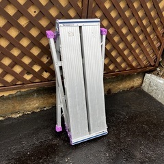 決まりました！
折りたたみ足場台　アルインコ の画像