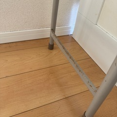 無料で差し上げます。学校机の画像