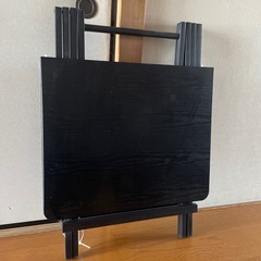 折りたたみテーブル