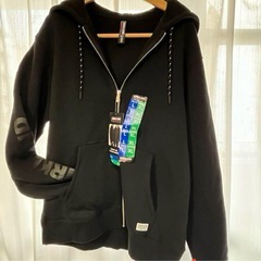 コストコ Kirklandロゴトレーナー