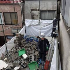 　今回業務拡大につき解体工・雑工10名以上募集★今回採用率99％！本気で積極採用中！長期・短期・等まずはアナタの希望の働き方をお教え下さい。の画像