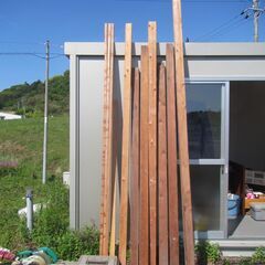木材　杉　85㎜角×2300～3700　　6本