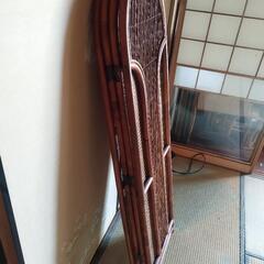 ラタン製衝立  籐製間仕切り アジアンパーテーションの画像