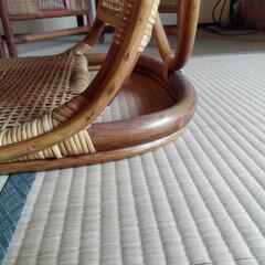 ラタン製座椅子の画像