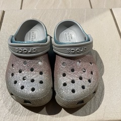 子どもcrocsラメサンダル19cm