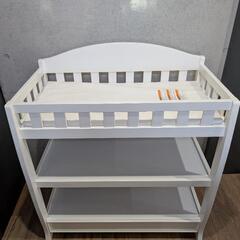 おむつ交換台　ホワイト