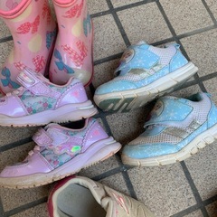 女の子用 スニーカー 長靴の画像