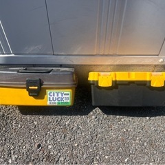 中古 タックルボックス2個
