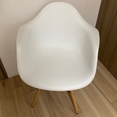 【美品】イームズチェア　デザイナーズチェアの画像