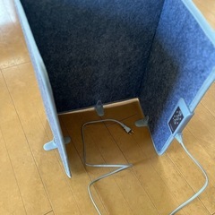 お渡し先決定　足元パネルヒーター