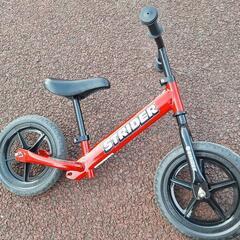 子供用自転車の画像