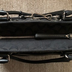 美品Coach ブラックレザートートバッグA4収納可能の画像