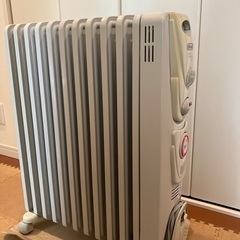 デロンギ　オイルヒーター　動作確認済みの画像