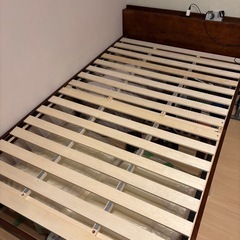セミダブルベッド