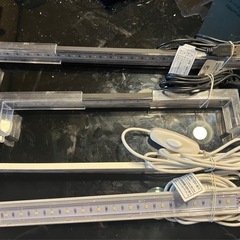 中古 GEX水槽ライト 4本の画像