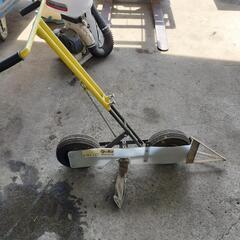 スリム君イエロー ほうれん草根切り機