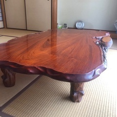 一枚板の座卓、誰かいりませんか？の画像