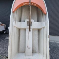 8ft FRPボートいけす付き 2馬力 免許不要