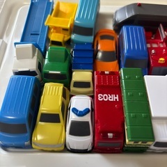 ポケットトミカたくさんの画像