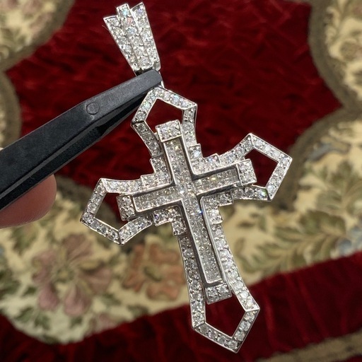 18KWG ダイヤ　クロス　ペンダント　12.6g 2.54ct