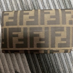 FENDIお財布