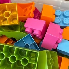 おもちゃ　ブロックの画像