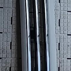 いすゞエルフフロントグリルの画像