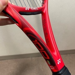 YONEX VCORE 100 テニスラケットの画像