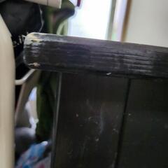 【近々に処分予定】無垢材　木製ダイニングテーブル　四角　椅子2脚とカバー付きの画像