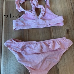 お値下げしました。女の子の水着 の画像
