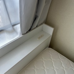 シングルベッド 白 収納ありの画像