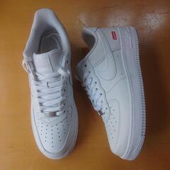 NIKEエアフォース1  Supremeコラボ
