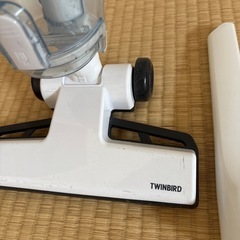 サイクロン型スティッククリーナー
の画像