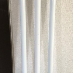 3 つっぱり棒 ジャッキ式超強力タイプ ホワイト 幅110~19...