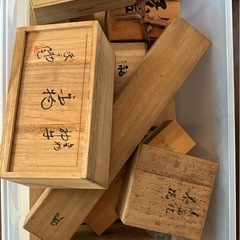 いろんな古い空木箱14個まとめて衣装ケースごと