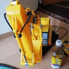 ＣＡＴ重機のオモチャの画像