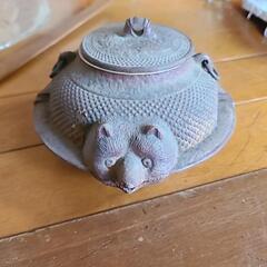 たぬき柄のミニ茶釜