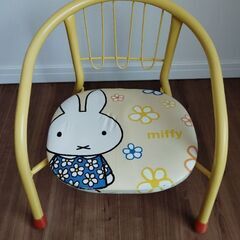 まめいす　ミッフィー　机つき