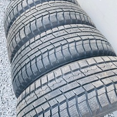 ほぼ新品❗️215/60/17冬トーヨーの画像