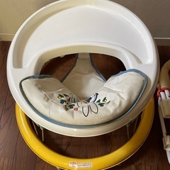 歩行器、チェアセットの画像