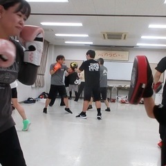 毎週水曜19:45-20:45ボクシングクラブ『パンチDEフィット！』in 稲永コミュニティセンター - スポーツ