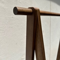 モダンハンガーラックの画像