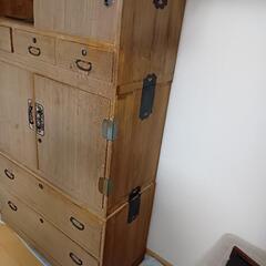 70年前？レトロな桐箪笥の画像