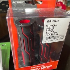 デイトナ　バイクのグリップとボンドセット　新品の画像