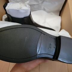ZARA プレーンチェルシーブーツの画像