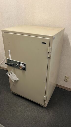 コクヨ ダイヤル式耐火金庫 HS-10 鍵3つ付き KOKUYOコクヨ 耐火金庫 ダイヤルロック式 鍵付き HS-10N