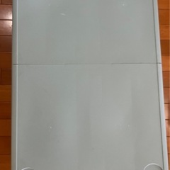 アウトドア用テーブルの画像